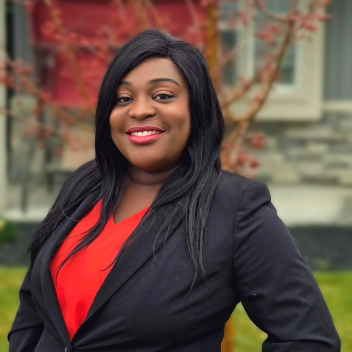 Lucinda Adjesiwor